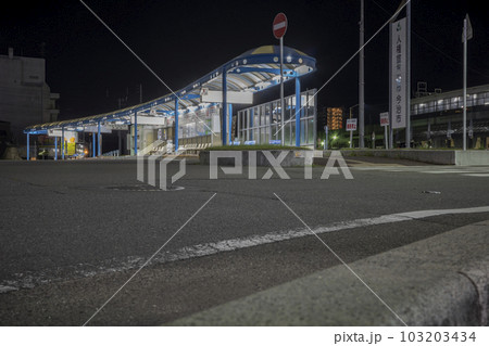 今治駅 周辺の夜の風景イメージ 今治駅 周辺の夜の風景イメージ 103203434