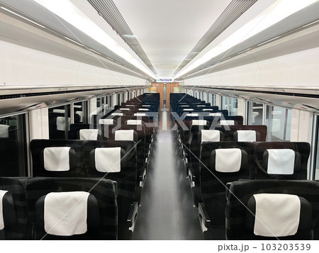 特急列車の車内(JR東日本常磐線E657系) 特急列車の車内(JR東日本常磐線E657系) 103203539