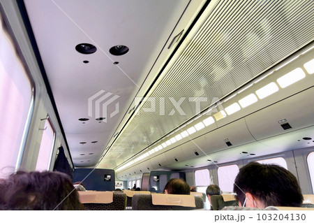 特急列車の車内(JR九州787系電車) 特急列車の車内(JR九州787系電車) 103204130