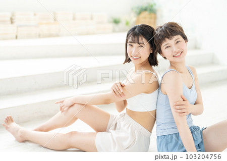 若い女性 ビューティーイメージ 若い女性 ビューティーイメージ 103204756