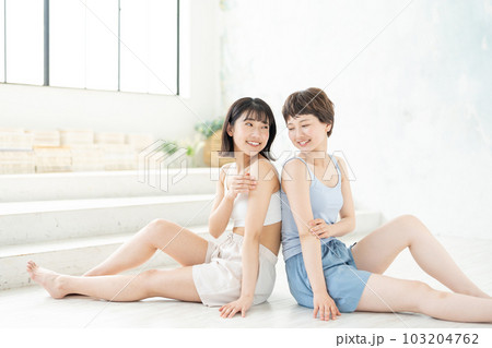 若い女性 ビューティーイメージ 若い女性 ビューティーイメージ 103204762