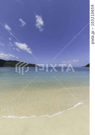 奄美大島　大和村　国直海岸 103210659