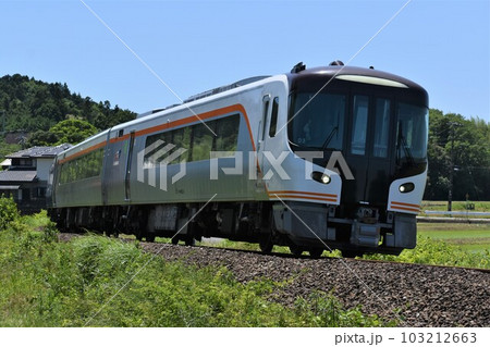 JR東海HC85系特急南紀 試運転 JR東海HC85系特急南紀 試運転 103212663