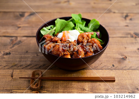 からあげ丼 からあげ丼 103214962