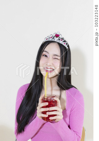 vintage y2k pink retro concept photo of korean asian cute woman in birthday party concept vintage y2k pink retro concept photo of korean asian cute woman in birthday party concept 103223148