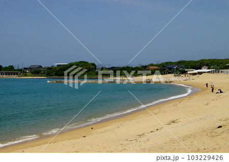 福岡県糸島市の人気観光スポット 芥屋海岸、芥屋海水浴場 福岡県糸島市の人気観光スポット 芥屋海岸、芥屋海水浴場 103229426