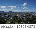 丸亀城天守から見る丸亀市 103234873