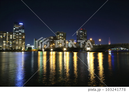 新潟 新潟市 萬代橋の夜景 新潟 新潟市 萬代橋の夜景 103241778