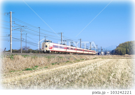 直線区間を高速で通過する特急やくも号：国鉄色リバイバル編成（イラスト風） 103242221