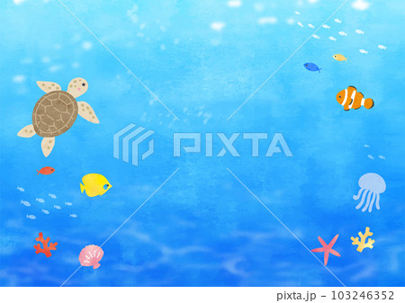 魚などの海の生き物と水中背景水彩画 103246352