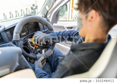 ステアリング交換 自動車 ハンドル ドレスアップ ステアリング交換 自動車 ハンドル ドレスアップ 103246411