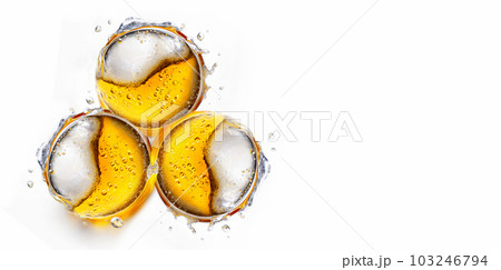 キンキンに冷えた黄金色の生ビール きめ細やかな泡立ち Generative AI キンキンに冷えた黄金色の生ビール きめ細やかな泡立ち Generative AI 103246794