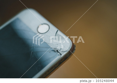スマホの故障 103248044