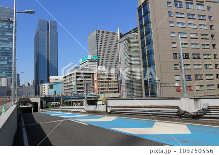 東京高速道路 KK線 西銀座乗継所付近 ETCレーン 103250556