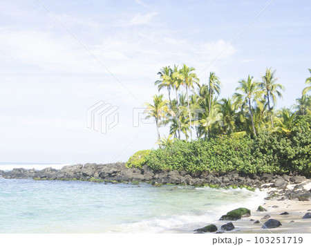 ノースショアの海の写真素材 [103251719] PIXTA