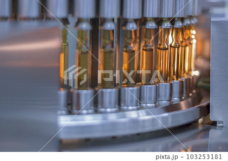 Pharmaceutical Optical Ampule, Vial Inspection Machine in Pharmaceutical Factory 103253181