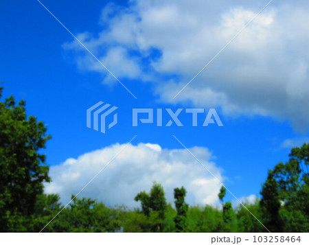 空の美しい日 103258464