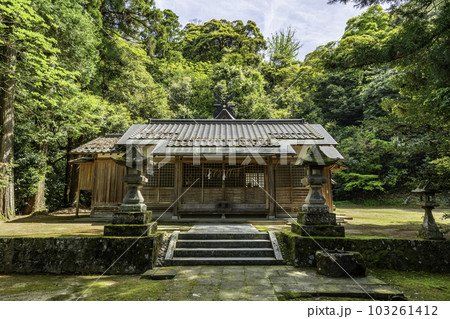 八雲　志多備神社　拝殿　島根県松江市 103261412