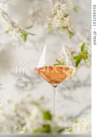 Rose wine glass 103266548