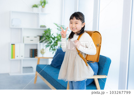 小学生の女の子 小学生の女の子 103267799
