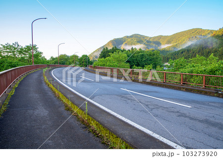 大芦川 引田橋 新緑の風景 鹿沼市 大芦川 引田橋 新緑の風景 鹿沼市 103273920