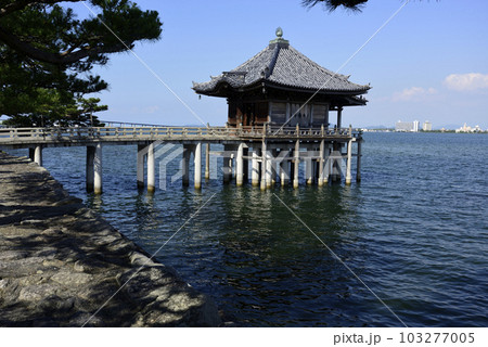 海門山満月寺　浮御堂 103277005
