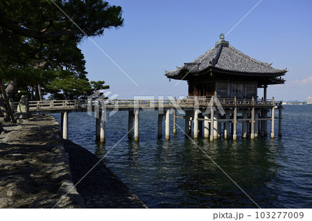 海門山満月寺 浮御堂 海門山満月寺 浮御堂 103277009