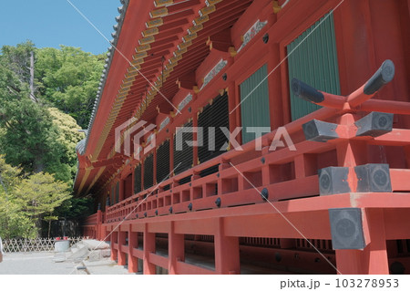 鎌倉鶴が丘の社殿の側面 鎌倉鶴が丘の社殿の側面 103278953