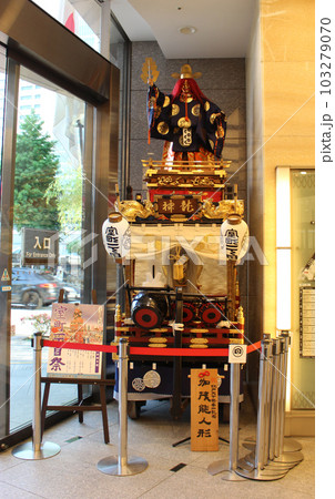 神田祭　室町一丁目　山車 103279070