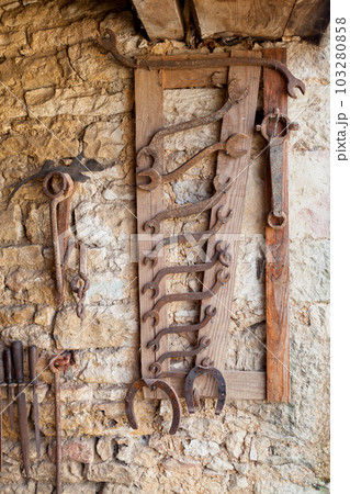 Old set of blacksmith tools 103280858