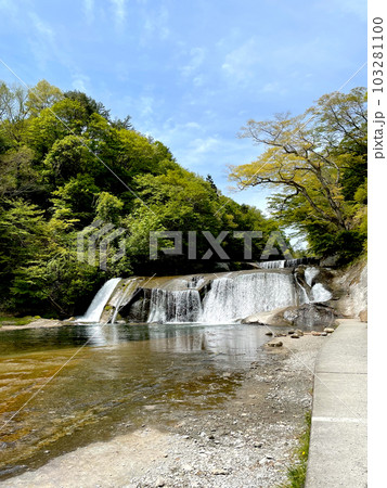 滑津大滝(宮城県七ヶ宿) 滑津大滝(宮城県七ヶ宿) 103281100
