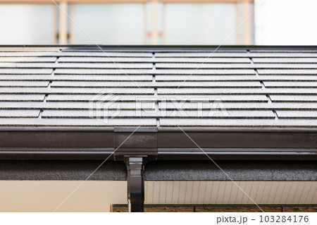 住宅のスレート屋根の状態点検 103284176