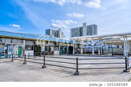 神奈川県川崎市の都市風景 新川崎駅 神奈川県川崎市の都市風景 新川崎駅 103288164