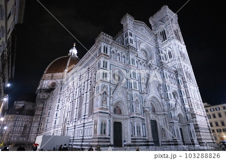 View of the Florence Cathedral, Cattedrale di Santa Maria del Fiore, Florence, Italy 103288826