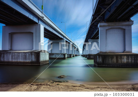 琵琶湖大橋の橋台 103300031