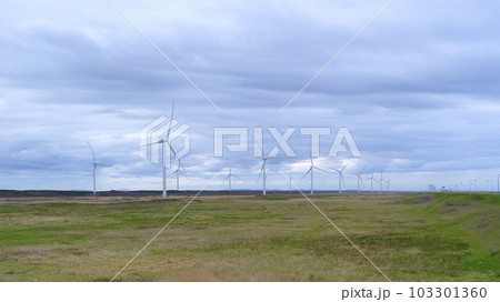 天塩郡幌延町の風力発電所1（浜里ウィンドファーム） 103301360