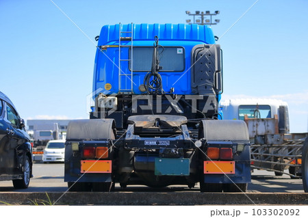 トラクターヘッド 103302092