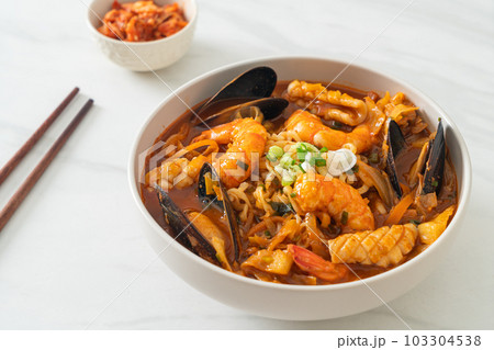 Jjamppong - Korean Seafood Noodle Soup Jjamppong - Korean Seafood Noodle Soup 103304538