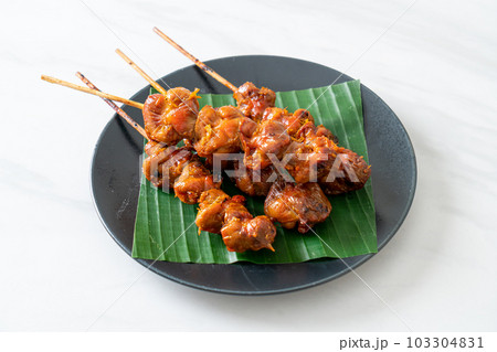 grilled chicken gizzard skewer in Asian style grilled chicken gizzard skewer in Asian style 103304831