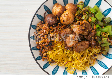 dried egg noodle with pork and meatball dried egg noodle with pork and meatball 103305423