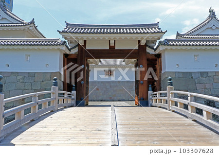 駿府城（静岡） 103307628