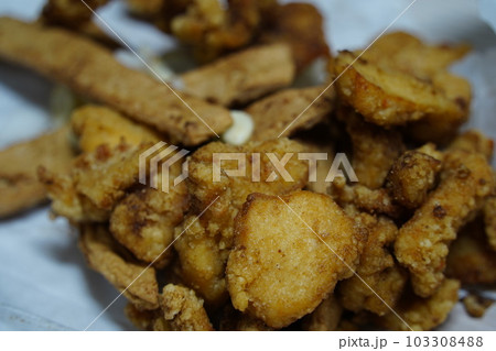 台湾 から揚げ 台湾唐揚げ 食べ物 103308488