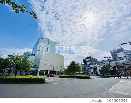 北千住駅前の風景 北千住駅前の風景 103308541