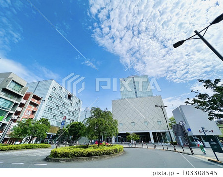 北千住駅前の風景 北千住駅前の風景 103308545