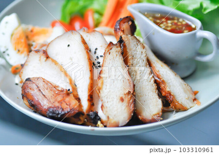 noodles, Chinese egg noodles or Chinese noodles with grilled chicken 103310961
