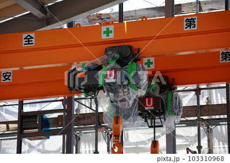 天井クレーンを導入する 103310968