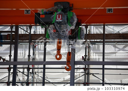 天井クレーンを導入する 天井クレーンを導入する 103310974