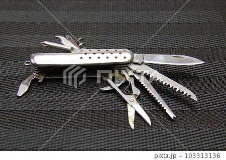 キャンプのお供、長年愛用中の十特ナイフ キャンプのお供、長年愛用中の十特ナイフ 103313136