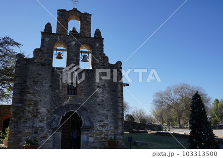 テキサス州サンアントニオ 12月のミッションズ国立歴史公園 テキサス州サンアントニオ 12月のミッションズ国立歴史公園 103313500