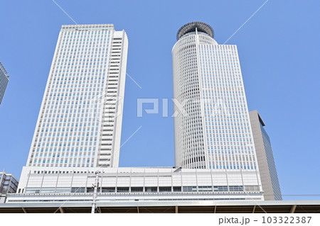 名古屋駅太閤通口側から見たセントラルタワーズ 103322387